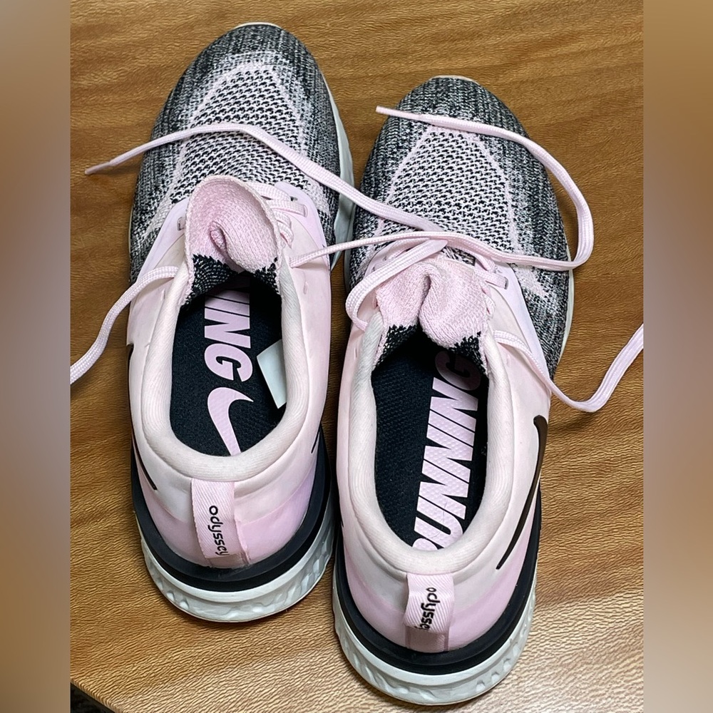 Women’s Nike Odyssey React Flyknit 2 Size 7 'Barely Rose' AH1016-601 - Picture 11 of 15
